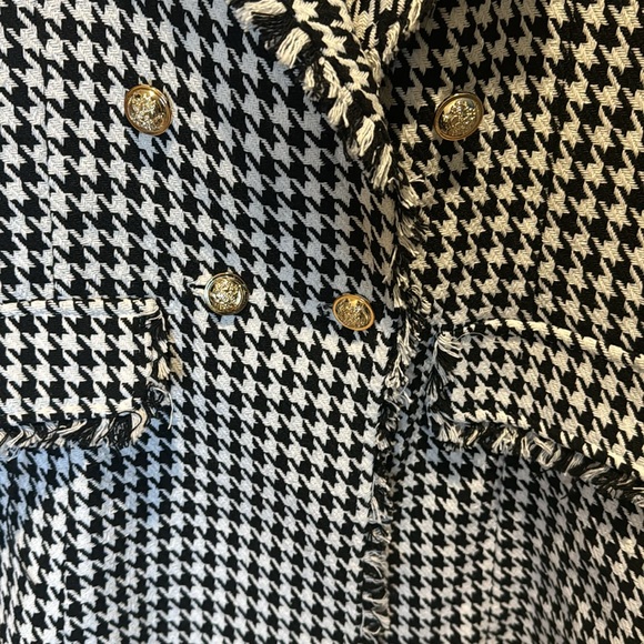 Houndstooth Vest - Picture 2 of 3